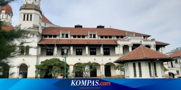Menilik Gaya Arsitektur Kolonial di Indonesia