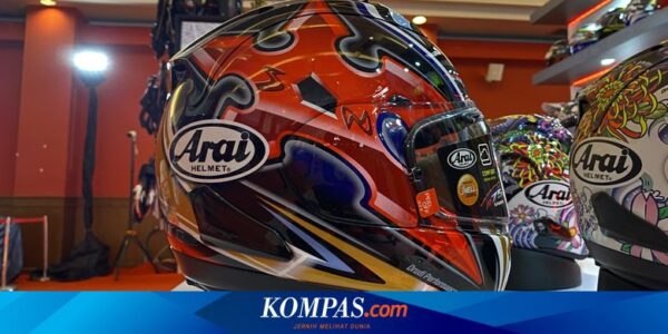 Helm Legenda MotoGP Ada di IIMS 2024, Dijual Seharga Honda Stylo