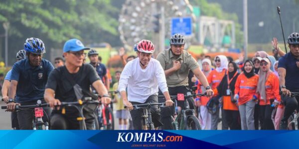 Jokowi Gowes Sepeda Berornamen Bambu di CFD Jakarta, Warga Kaget dan Minta “Selfie”