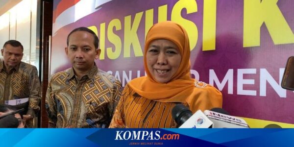 Khofifah Sebut Jokowi Minta Forum Rektor Bahas Percepatan Indonesia Emas 2045