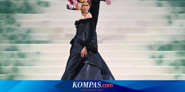 Met Gala 2024, Zendaya Curi Perhatian Bawakan Dua Gaun Terpisah