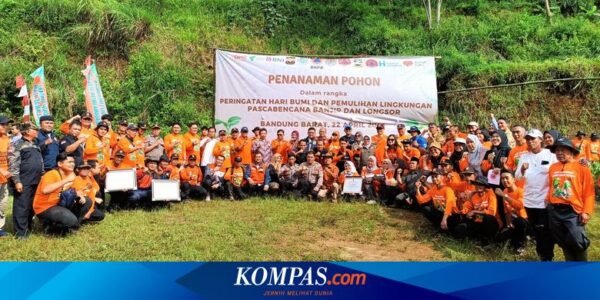 Minimalisasi Risiko Bencana Alam, DMC Dompet Dhuafa dan BNPB Tanam 1.220 Bibit Pohon di Bandung Barat