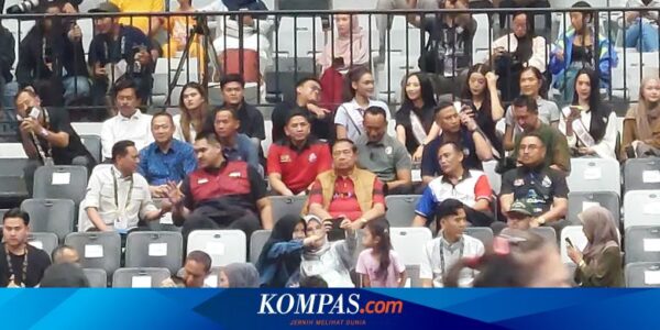 SBY Ramaikan Laga Red Sparks Vs Indonesia All Star 