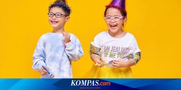 Cerita di Balik Anak Kembar Cynthia Lamusu yang Pakai Kacamata