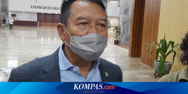 Fraksi PDI-P Usul Pasal TNI Bisa Pensiun Usia 65 Tahun Dikaji Ulang