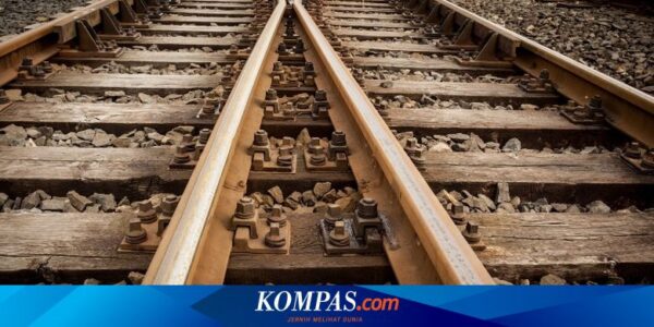 Kereta Barang Tabrak Kereta Penumpang Ekspres di India, Jumlah Korban Belum Diketahui