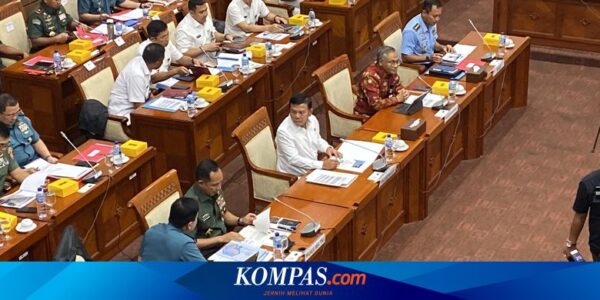 Komisi I DPR Rapat soal Palestina, Prabowo Tak Hadir karena Ada Agenda dengan Jokowi