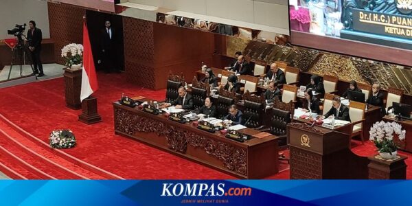 MKD Didesak Pecat 82 Anggota DPR yang Main Judi “Online”