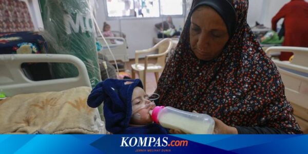 Tak Bisa Temukan Susu, Ibu di Gaza Terpaksa Beri Tepung ke Sang Buah Hati…