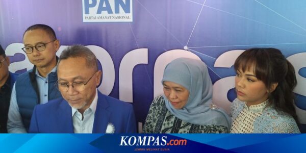 Terima SK, Khofifah-Emil Dardak Resmi Didukung PAN di Pilkada Jatim 2024