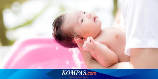 Anak dengan Kulit Sensitif Jangan Terlalu Sering Mandi Air Panas, Mengapa?