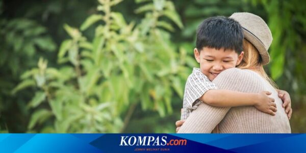 Beragam Manfaat Pelukan Orangtua dengan Anak, Bisa Kurangi Stres