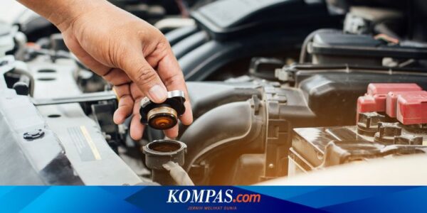 Cara Mengecek Kebocoran pada Air Radiator Mobil