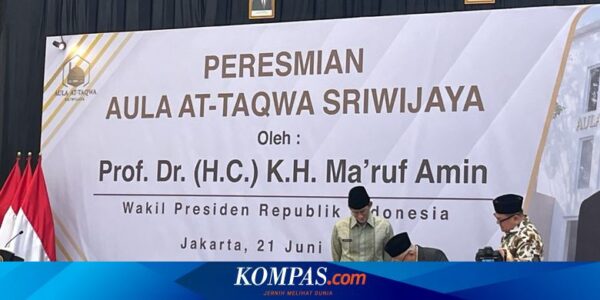 Didampingi Sandiaga Uno, Wapres Resmikan Aula At-Taqwa Sriwijaya