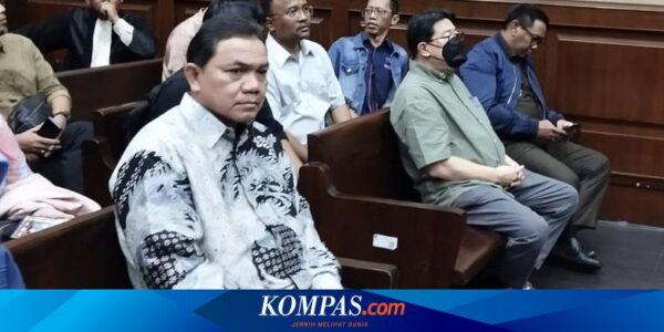 Kasus BTS 4G, Eks Anggota BPK Achsanul Qosasi Dituntut 5 Tahun Penjara dan Denda Rp 500 Juta