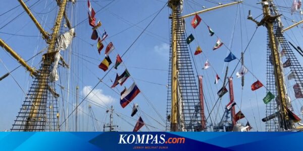 Legenda TNI AL KRI Dewaruci Diplomasi Rempah ke Malaysia