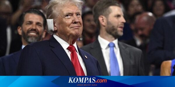 Trump Hadiri Konvensi Partai Republik dengan Telinga Diperban