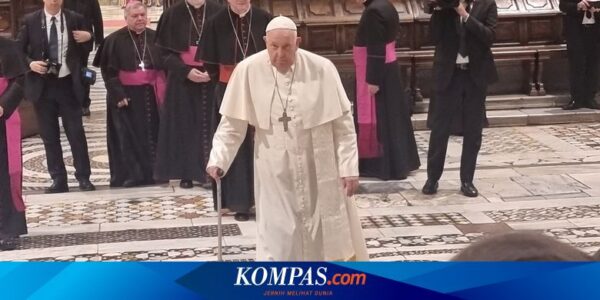 Bagaimana Paus Fransiskus Mengubah Wajah Gereja Katolik