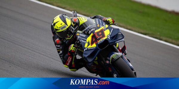 Diggia Cosplay Jadi Rossi di MotoGP Inggris 2024