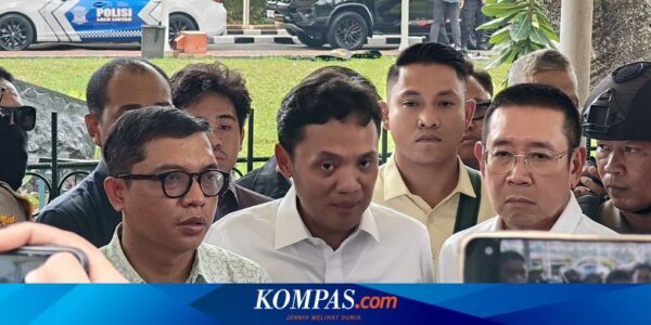 Diteriaki Massa, Tiga Anggota DPR Batal Temui Pengunjuk Rasa