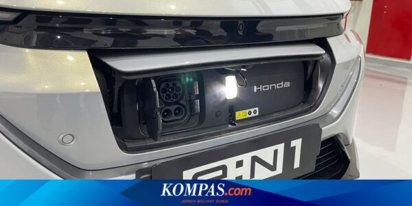 Honda Siapkan Stasiun Pengisian Mobil Listrik di Diler