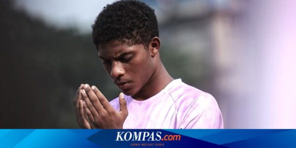 Hugo Samir Terus Belajar di Persik: Selawat dan Nasihat Papa Jacksen