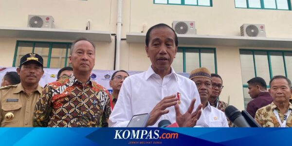 Jelang Pilkada, Jokowi Didesak Turun Tangan Mencegah Demokrasi Makin Merosot