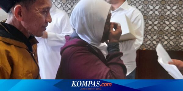 Jemaah Haji Gelombang Pertama Tiba di Madinah, Disambut Meriah