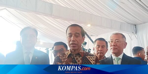 Jokowi Resmikan Pabrik Baterai Mobil Listrik Terbesar Se-Asia Tenggara di Karawang