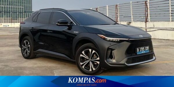 Kapan Toyota Rakit Mobil Listrik Sendiri di Indonesia?