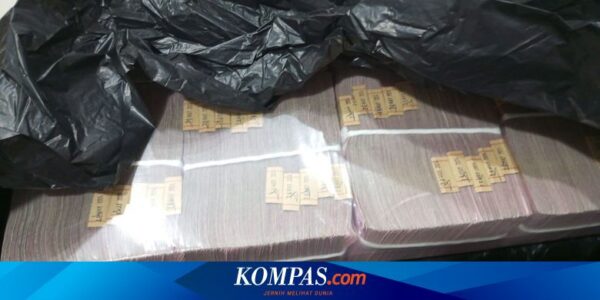 Kembalikan Hasil Korupsi ke KPK, Eks Bupati PPU Bawa Uang Rp 3 Miliar ke Ruang Sidang