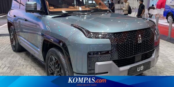 Melihat Lebih Dekat SUV BYD, Yangwang U8 di GIIAS 2024