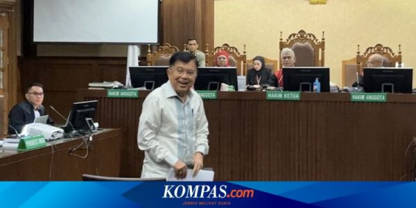 Suara Tepuk Tangan Penuhi Ruang Sidang Tipikor Saat JK Sebut Semua BUMN Harus Dihukum