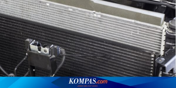 Tujuan Menyiram Kondensor AC Mobil Menggunakan Air