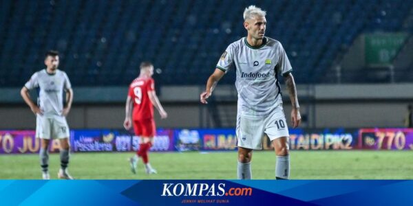 Tyronne del Pino “Comeback” di Persib, Trauma Cedera Membayangi