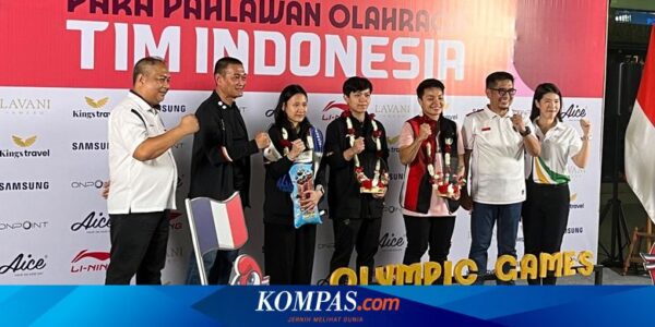 Wakil Bulu Tangkis Indonesia Pulang dari Olimpiade: Fadia Menangis, Apri dan Pitha Berkalung Bunga