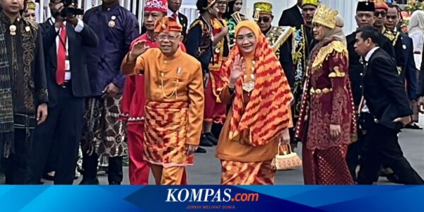 Wapres Ma’ruf Amin Kenakan Baju Adat Suku Melayu Sambas, Pontianak di HUT Ke-79 RI