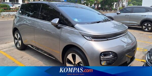 Wuling Cloud EV Dapat Pilihan Warna Baru