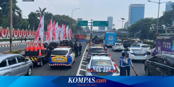 Ada Demo di Gedung DPR MPR, Akses Keluar Slipi Tol Dalkot Ditutup