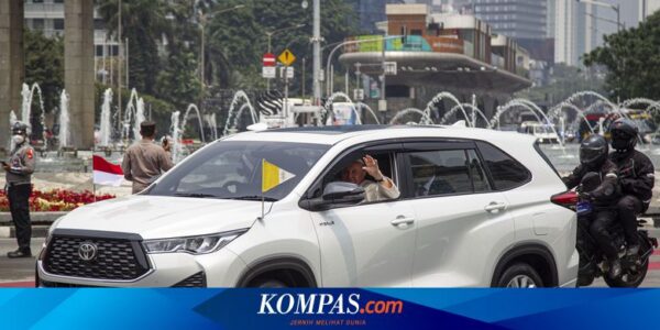 Arti Pelat SCV 1 yang Dipakai Mobil Paus Fransiskus di Indonesia