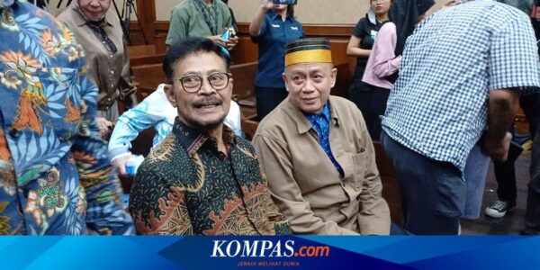 Baca Pleidoi, SYL Minta Dibebaskan dan Tuding Keterangan Mantan Ajudan Fitnah