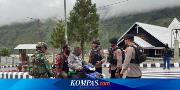 Cegah Barang Ilegal Masuk Perbatasan Papua, Satgas TNI Gelar Patroli dan “Sweeping”