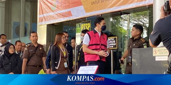 Dilimpahkan Kejagung, Harvey Moeis dan Helena Lim Tiba di Kejari Jaksel