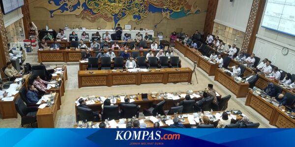 DPR Setujui RUU Pilkada untuk Anulir Putusan MK, Hanya PDI-P yang Menolak