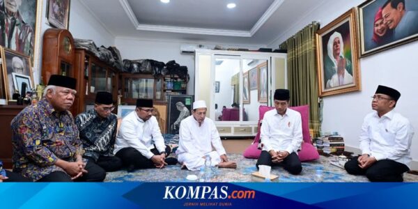 Jokowi Melayat dan Shalatkan Jenazah Almarhumah Istri Habib Luthfi