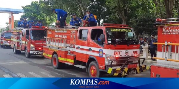 Kendaraan yang Tertabrak Mobil Damkar Bisa Minta Ganti Rugi?