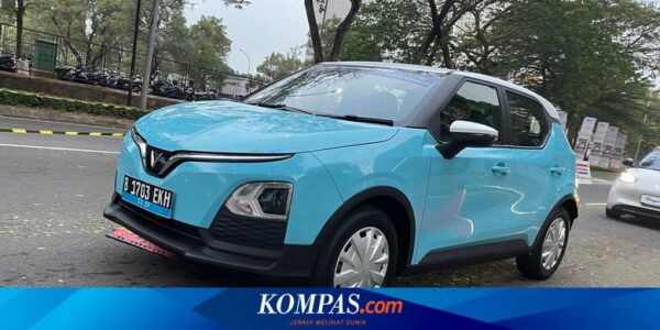 Komparasi Mobil Listrik Wuling Binguo EV dengan VinFast VF 5