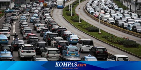 Salah Posisi Tuas Transmisi Matik Saat Macet Bisa Bikin Overheat