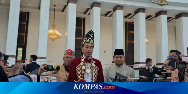 Soal Paskibraka Sempat Lepas Jilbab, Jokowi: Hormati Keberagaman