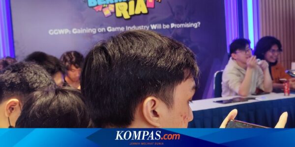 Tecno Unjuk Kebolehan Pova 6 Pro 5G lewat Turnamen E-sports MLBB di Ukrida